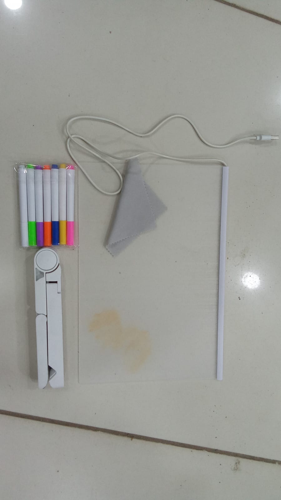 LED Acrylic Light-Up Writing Board (20x30 cm)