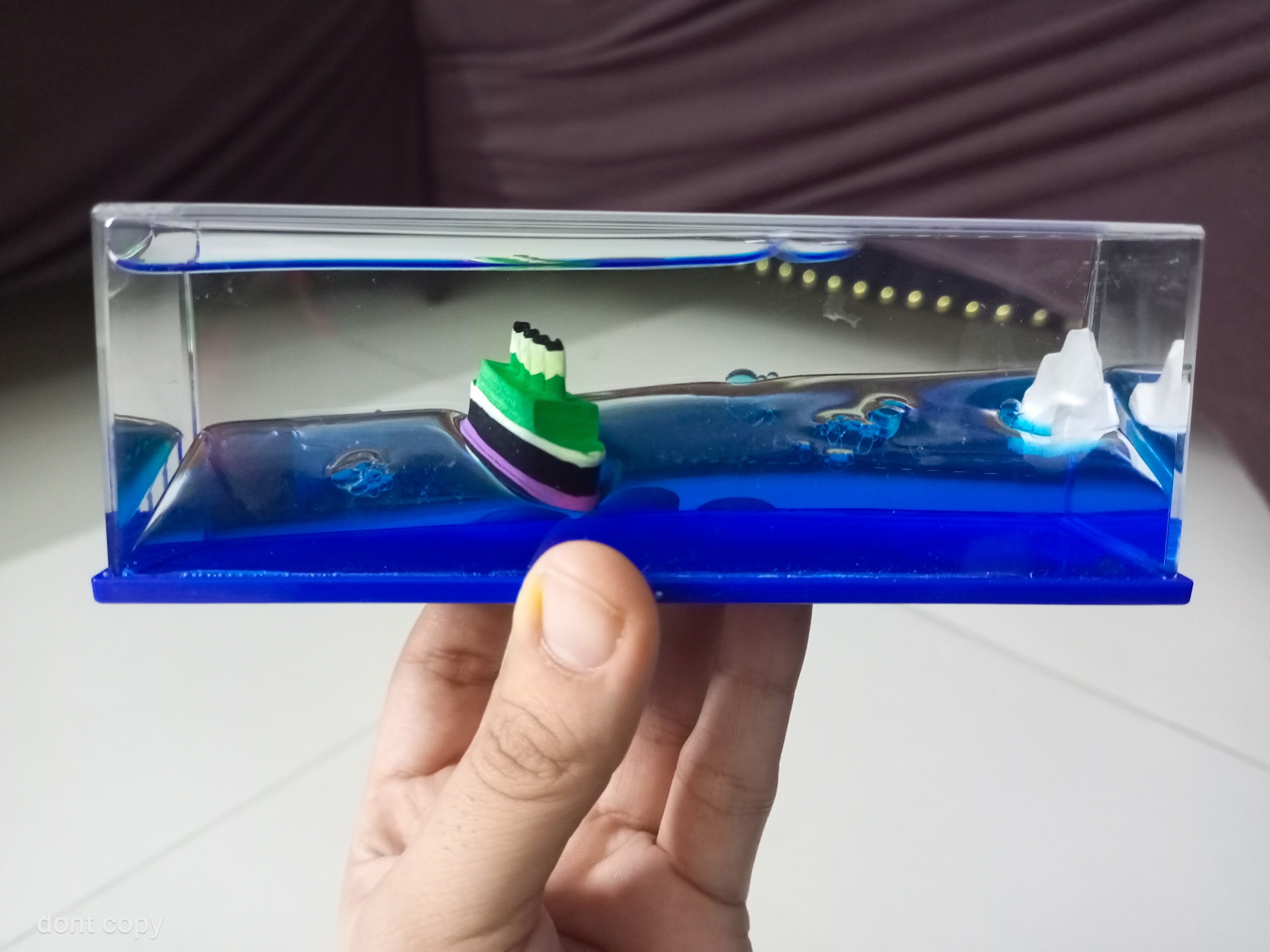 Titanic Unsinkable Fluid Drift Bottle | Relaxing Liquid Motion Cruise Ship & Iceberg Display